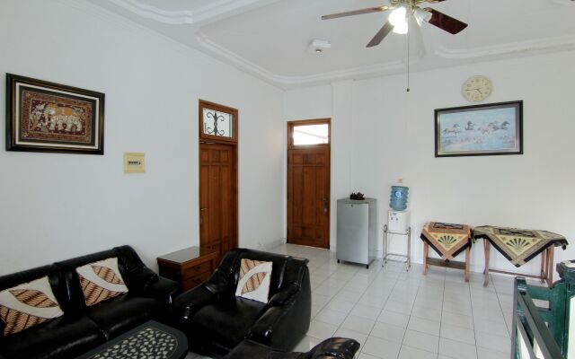 Hotel Fevytra Syariah