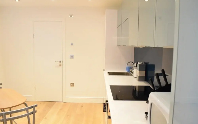 Stunning 1 Bedroom Apartment in Kennington
