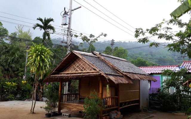 Khanum Songpeenong