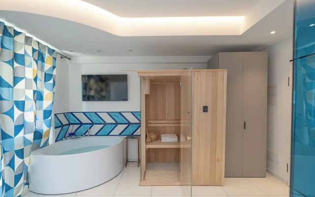 Maiori Suites