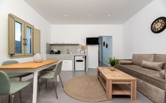 Aerenia Suites