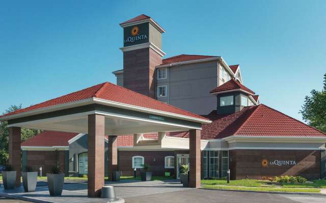 La Quinta Inn & Suites by Wyndham Orlando UCF