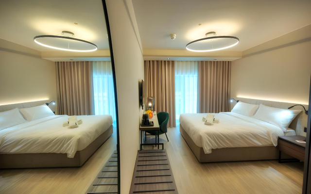 Aste Hotel