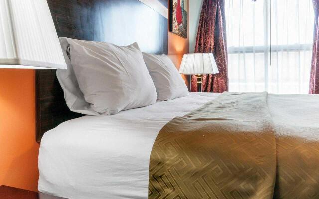 Rodeway Inn and Suites Inkster