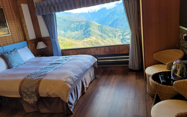Shiyai Taoyuan B & B