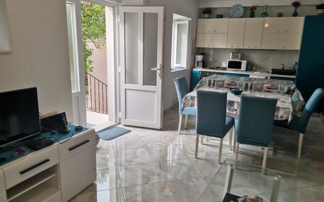 Beautiful 3-bed Villa in Zaton Mali