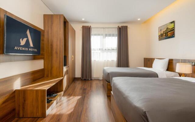 Avenis Hotel