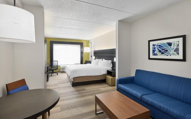 Holiday Inn Express Hotel & Suites Spartanburg-North by IHG