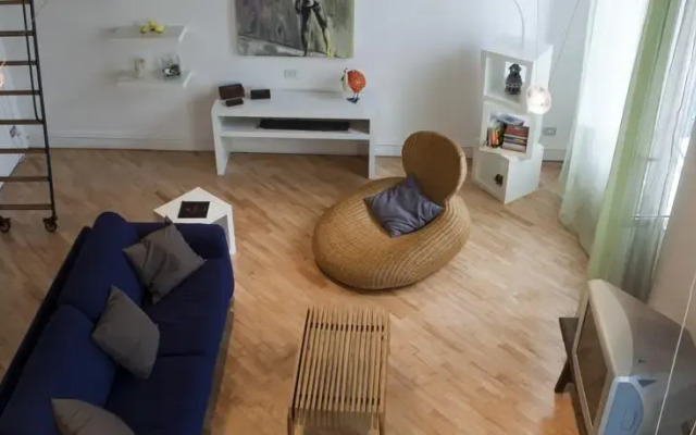 Pasquale Scura Halldis Apartment