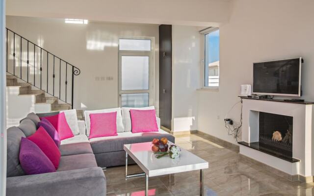 Cyprus Villa Pearl 14 Gold