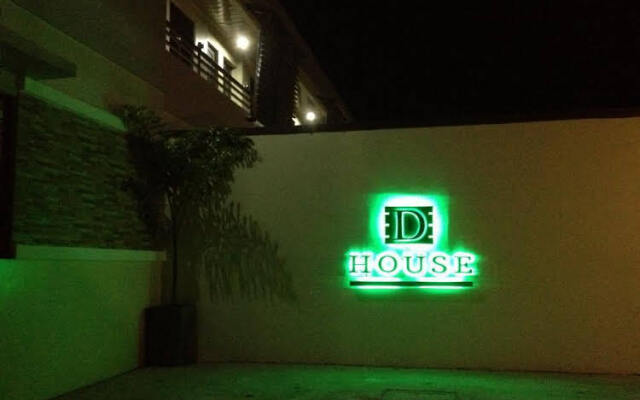 D House Hotel