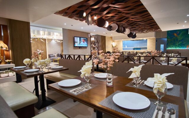 J7 Hotel Iloilo