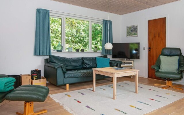 Homely Holiday Home in Glesborg With Terrace