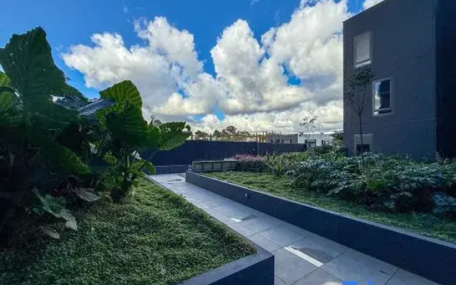 Stylish 1BR Apt in Ivanhoe with Free Parking
