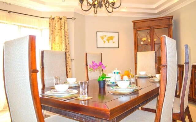 Mount Pleasant - Luxurious 4-bed Villa