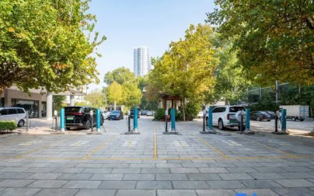 Jinshan International Hotel – Outside – Handan