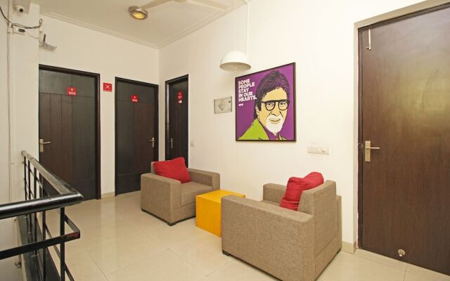 OYO 6107 Hauz Khas