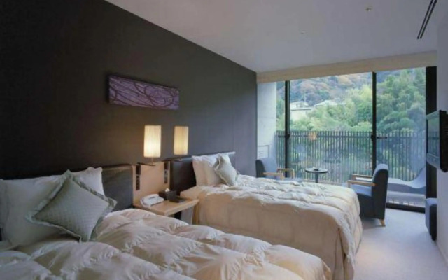 Yugawara Onsen Chitose