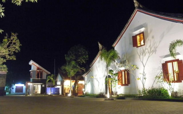 Antika Hotel