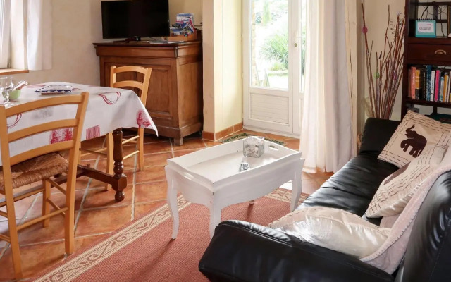 Holiday Home L'Hirondelle - SJD202