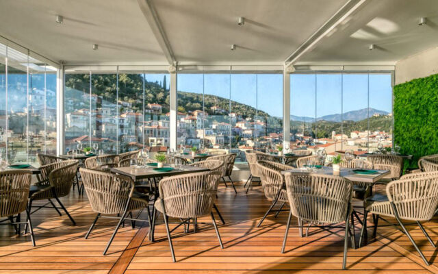 Las Hotel & Spa