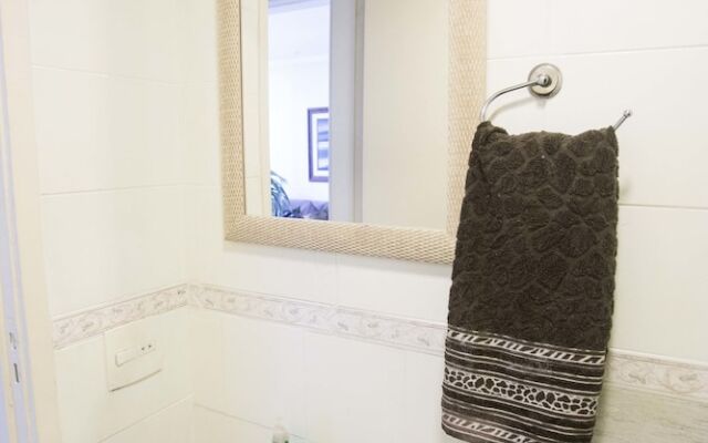 Fadel 702  Estadia Carioca