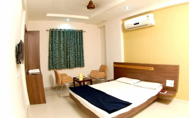 OYO Rooms BBC Tower Sayajigunj