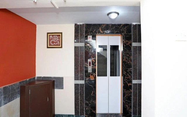 Hotel Arya International