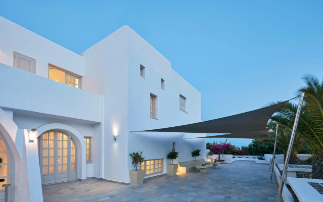Santorini Palace