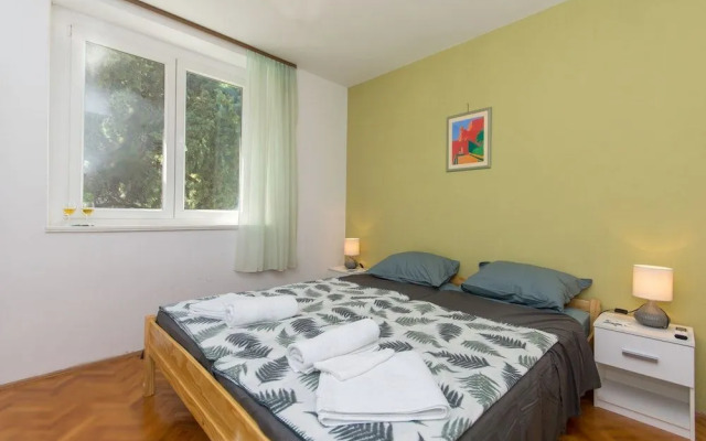 Mellow Yellow Dubrovnik