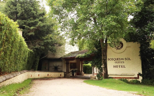 Hotel Bosques del Sol Suites