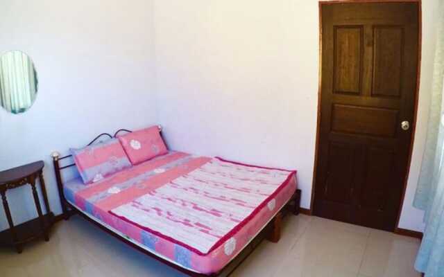 OYO Home 90371 Home Valley Homestay Tambunan