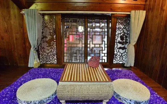 Hongcun Houdexuan Boutique Hostel