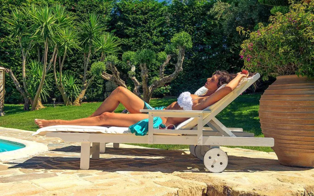 Bozonos Luxury Villa