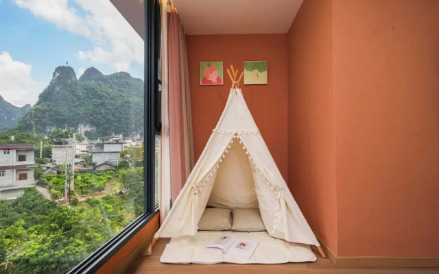 Riverside Bamboo Frest Hotel