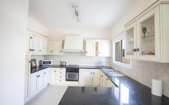 Tranquility 4 bedroom villa
