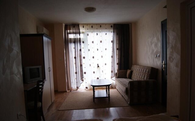 Family Hotel Rositsa