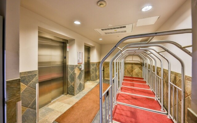 Zephyr Slopeside - 1504 2 Bedroom Condo by RedAwning