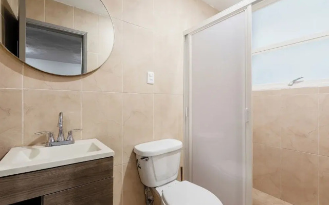 Modern Flat by Polanco Balcony Pet Friendly