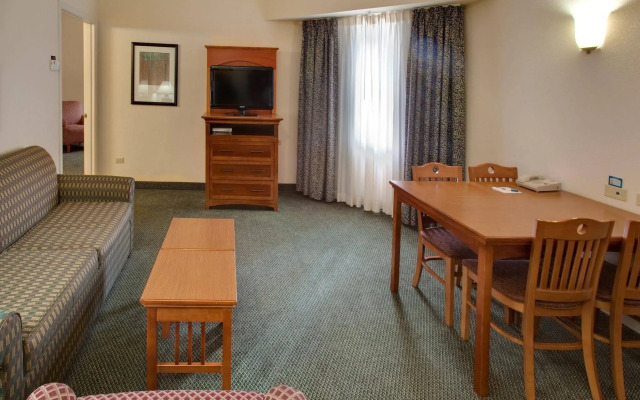 Staybridge Suites Chicago-Oakbrook Terrace by IHG