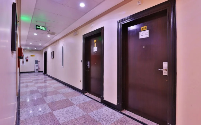 OYO 425 Hotel Manazil Alfouz