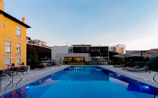 Boeira Garden Hotel Porto Gaia, Curio Collection by Hilton