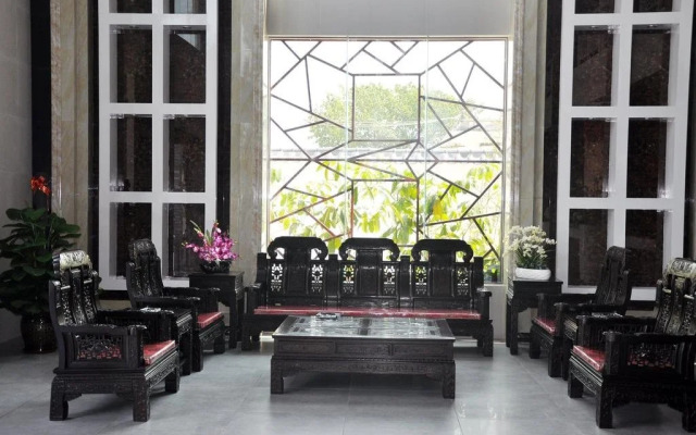 Hailang Yuanlin Holiday Hotel