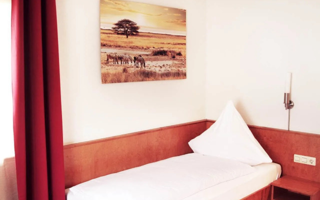 Hotel Pension Kaempfelbach