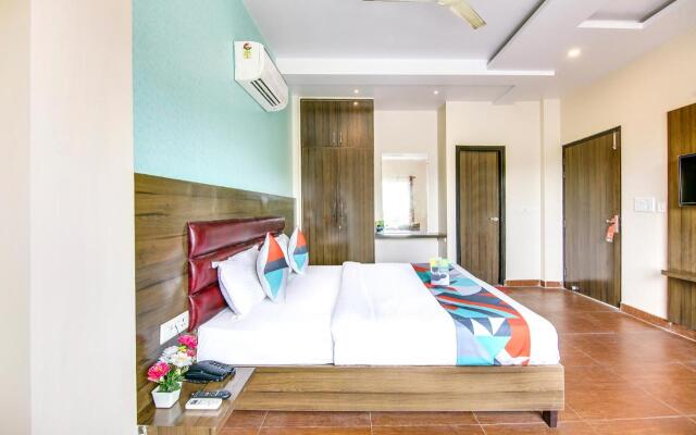 FabHotel The Gayatri Palace