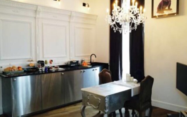 Purple Dog Suites