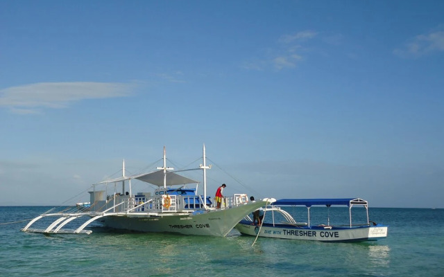 Thresher Cove Dive Resort