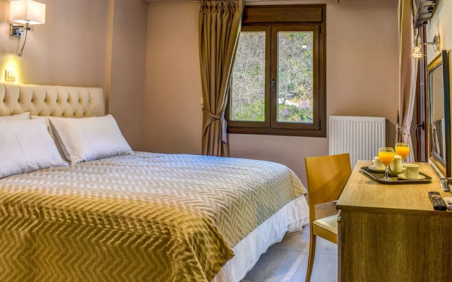Elia Deluxe Accommodation