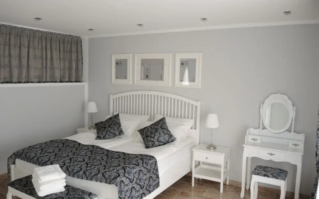Merkel Villa Apartamente