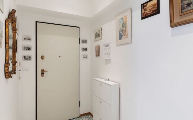 Voguish Apartment in Sanremo near Beach
